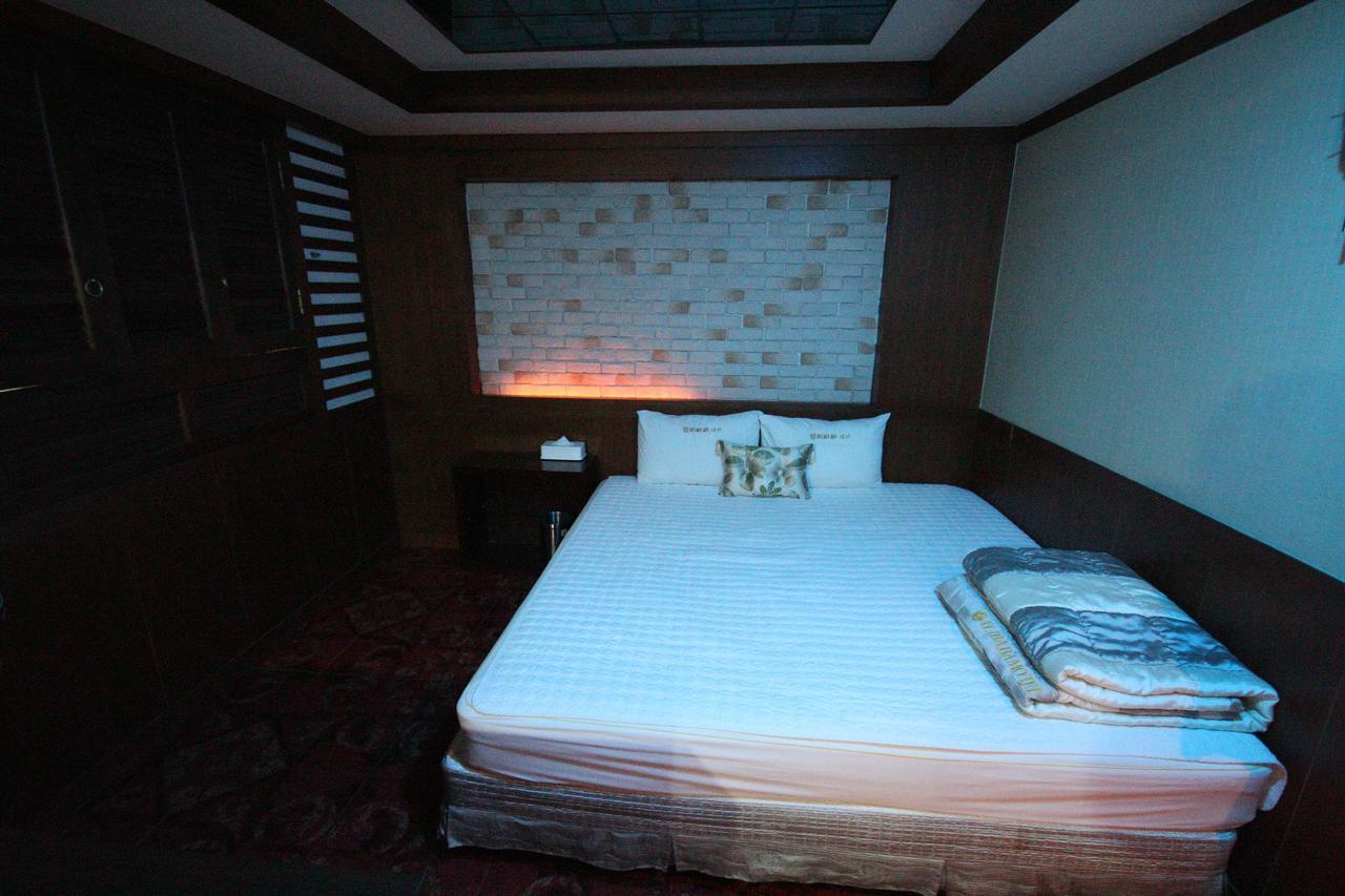 Alibaba Motel Пусан Екстер'єр фото